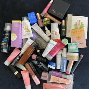 NEW BEAUTY MAKEUP & SKINCARE BUNDLE